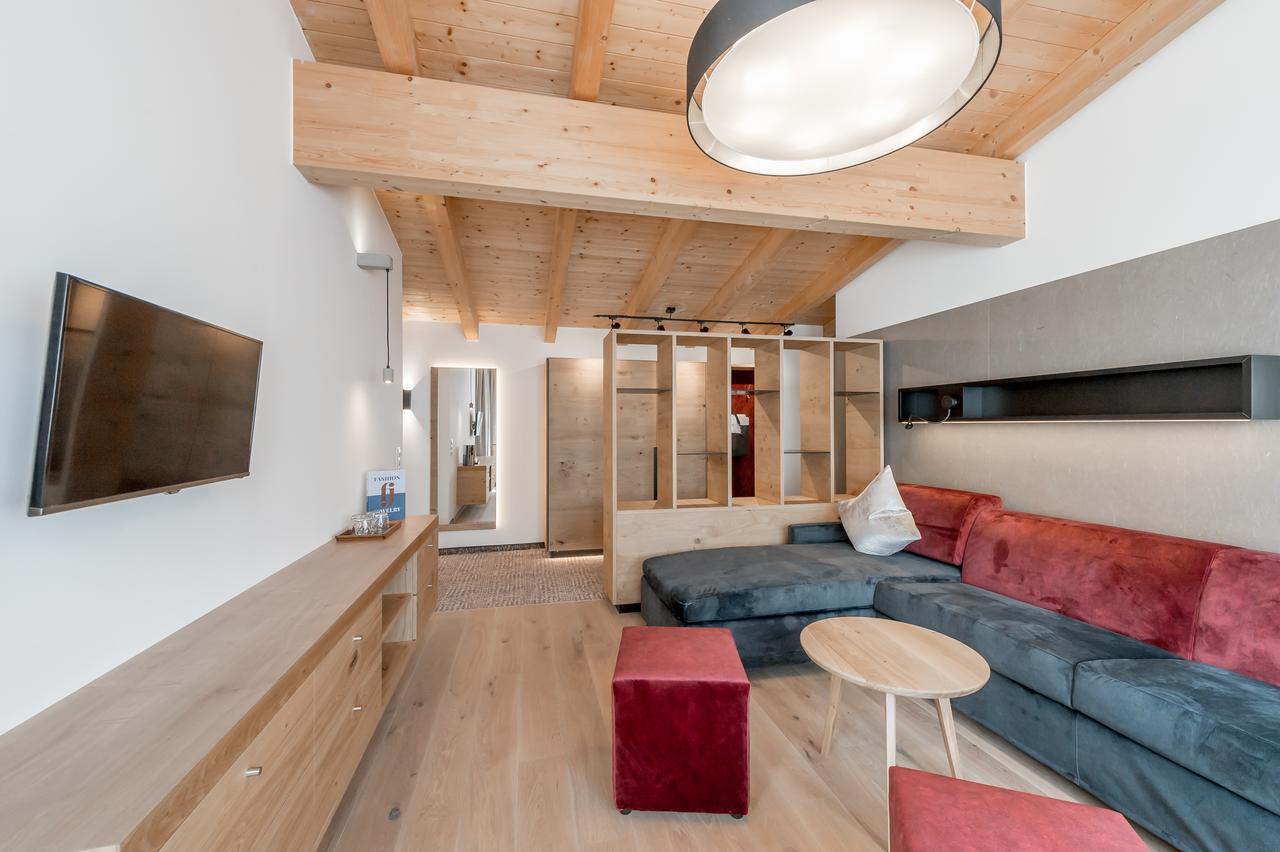 Grauer Bar Hotel 4*